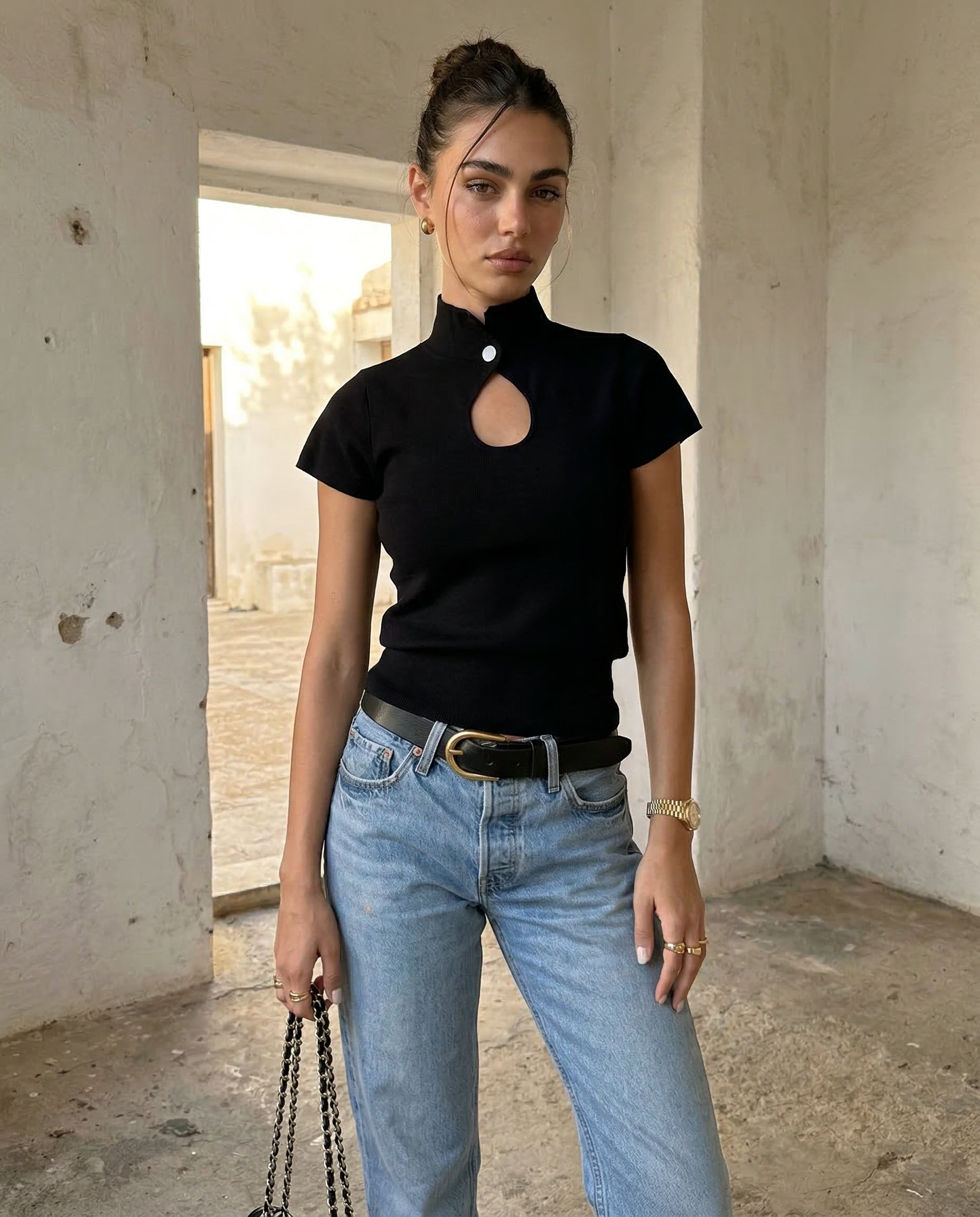 Sculpt Keyhole Top